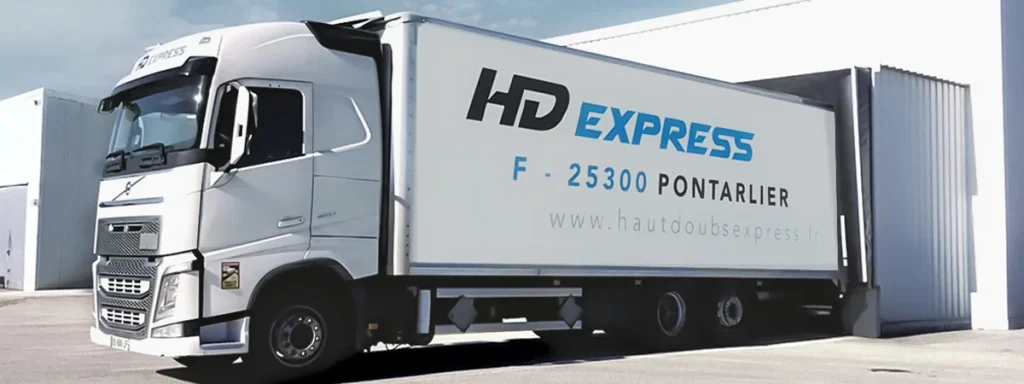 Transport express à Pontarlier et logistique pour entreprises avec chargement de marchandises en entrepôt à Pontarlier
